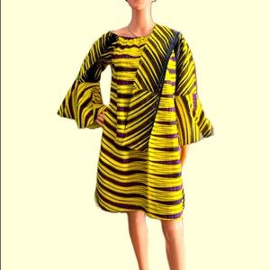 SHORT DRESS WITH OFF SHOULDER SLEEVE